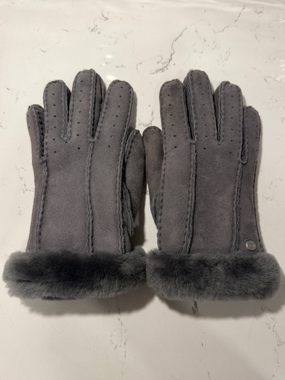 UGG Women’s Perforated Shearling Gloves size S charcoal
